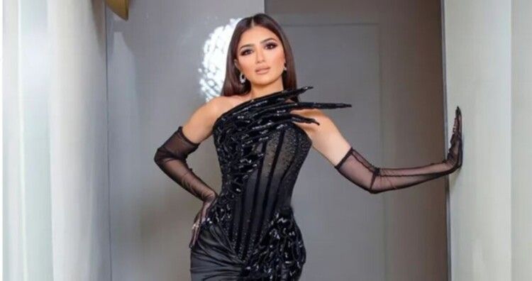 مي عمر تضج أنوثة و شياكة في احدث إطلالتها