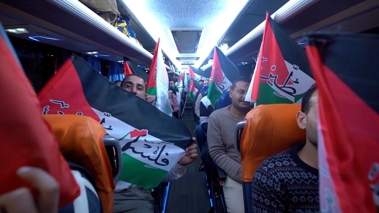 آلاف المصريين يحتشدون بطريق السويس رفضا لمخططات التهجير ودعما لصمود غزة