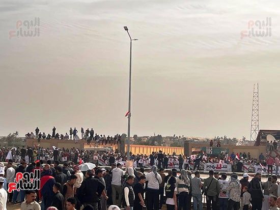 نواب وشيوخ شمال سيناء: المواطنون يجسدون رؤية القيادة الرافضة للتهجير.. صور