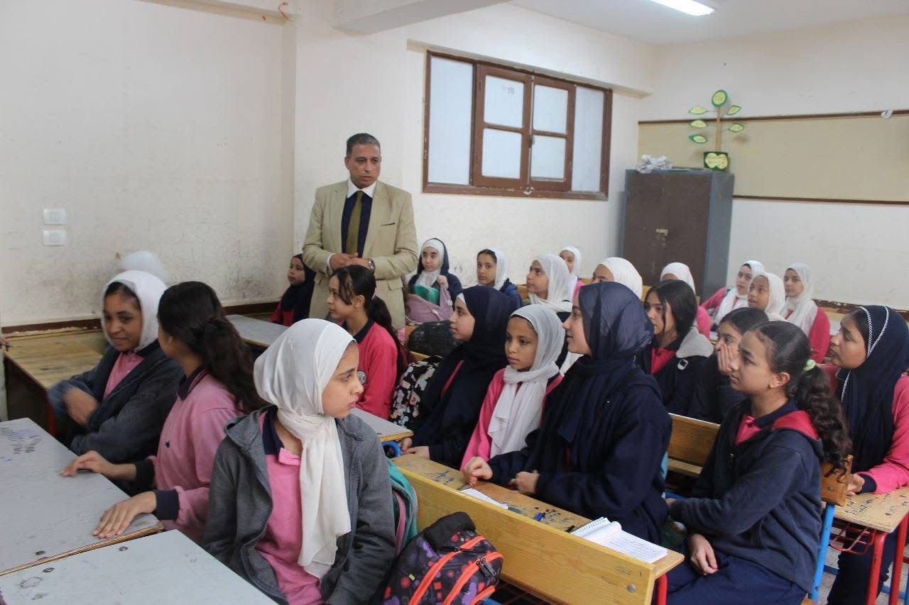 مديرية تعليم الجيزة تطلق مسابقة أجمل فصل ومدرسة على مستوى الإدارات التعليمية