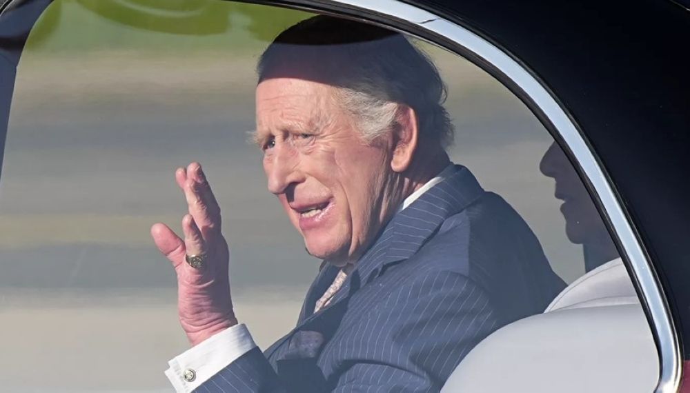 تفاصيل أول زيارة خارجية لملك بريطانيا منذ دخوله المستشفى