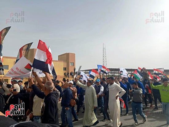 نواب وشيوخ شمال سيناء: المواطنون يجسدون رؤية القيادة الرافضة للتهجير.. صور