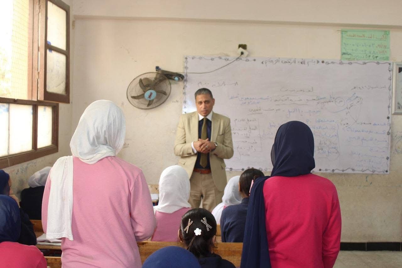 مديرية تعليم الجيزة تطلق مسابقة أجمل فصل ومدرسة على مستوى الإدارات التعليمية