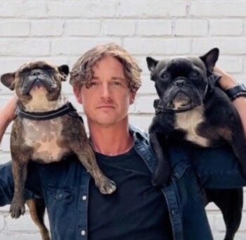 وفاة حارس ديفيد وفيكتوريا بيكهام السابق في ظروف غامضة