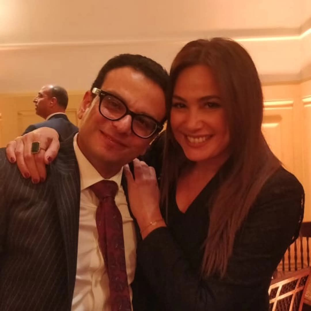 أمير رمسيس وليلى علوى وهند صبرى يلتقون الرئيس الفرنسى فى حفل استقبال بالسفارة الفرنسية