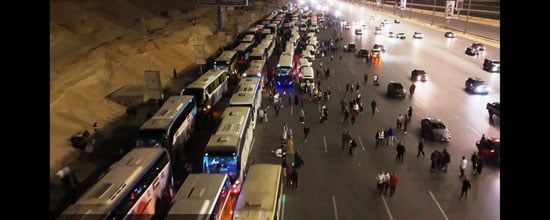 آلاف المواطنين بمحافظة القاهرة يحتشدون بطريق السويس رفضًا لتهجير الفلسطينيين