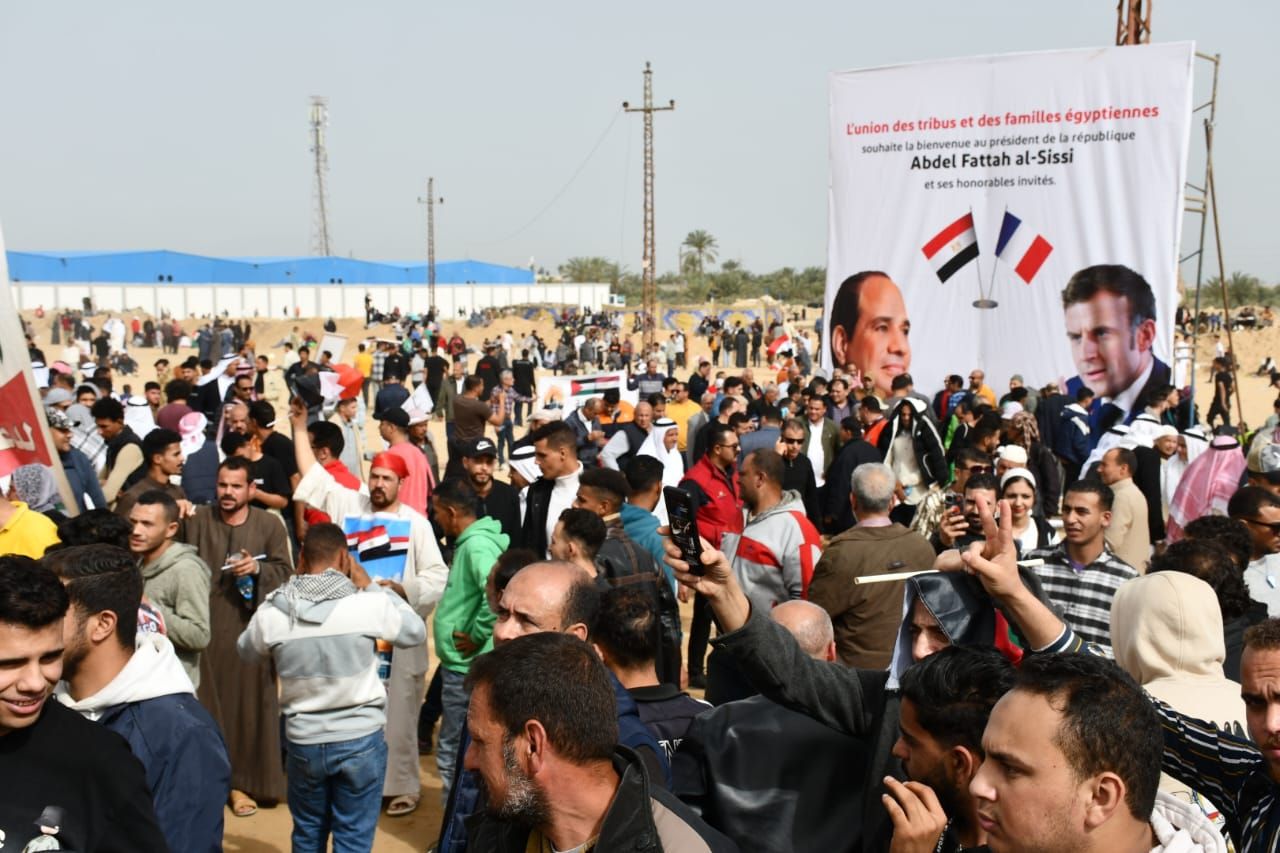 آلاف المصريين يعلنون من العريش رفض تهجير الفلسطينيين.. صور