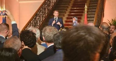 أمير رمسيس وليلى علوى وهند صبرى يلتقون الرئيس الفرنسى فى حفل استقبال بالسفارة الفرنسية