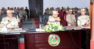 وزير الدفاع يشهد تنفيذ مشروع مراكز القيادة التعبوى لقوات الدفاع الجوى والقوات الجوية