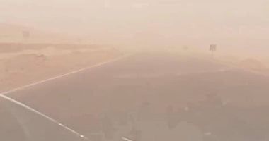 عاصفة ترابية شديدة.. محافظة الجيزة توجه تنبيها عاجلا لأهالى الواحات البحرية