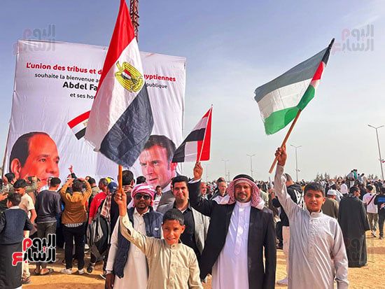 نواب وشيوخ شمال سيناء: المواطنون يجسدون رؤية القيادة الرافضة للتهجير.. صور