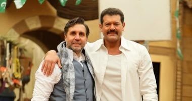 عمرو يوسف ينشر صورة مع هشام ماجد: صاحبى اللى نورنا فى فيلم درويش