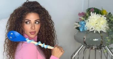 بجلسة تصوير جديدة وسط الزهور.. ميريام فارس تحتفل بالربيع