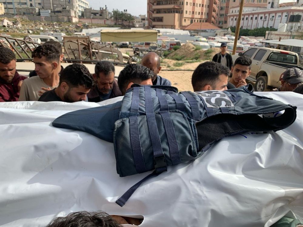 "الصحفيين العرب" يتهم الاحتلال بتعمد ارتكاب جرائمه ضد الصحفيين الفلسطينيين