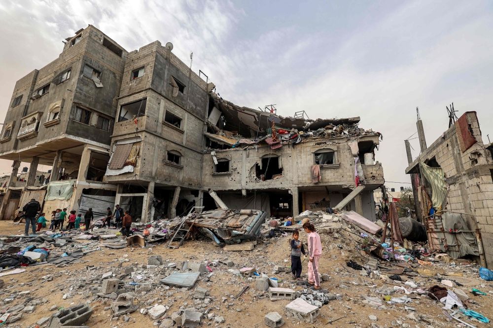 استشهاد 22 فلسطينيًا في قصف الاحتلال الإسرائيلي شرق مدينة غزة