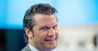 وزير الدفاع الأمريكى: قد نعيد نشر القوات الأمريكية فى بنما