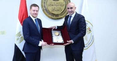 وزير التعليم يبحث مع رئيس وزراء ساكسونيا التعاون فى دعم المدارس التكنولوجية.. فيديو