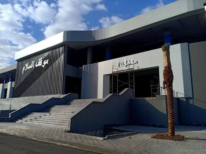 تشغيل موقف السلام الجديد بعد تطويره شرق القاهرة.. صور