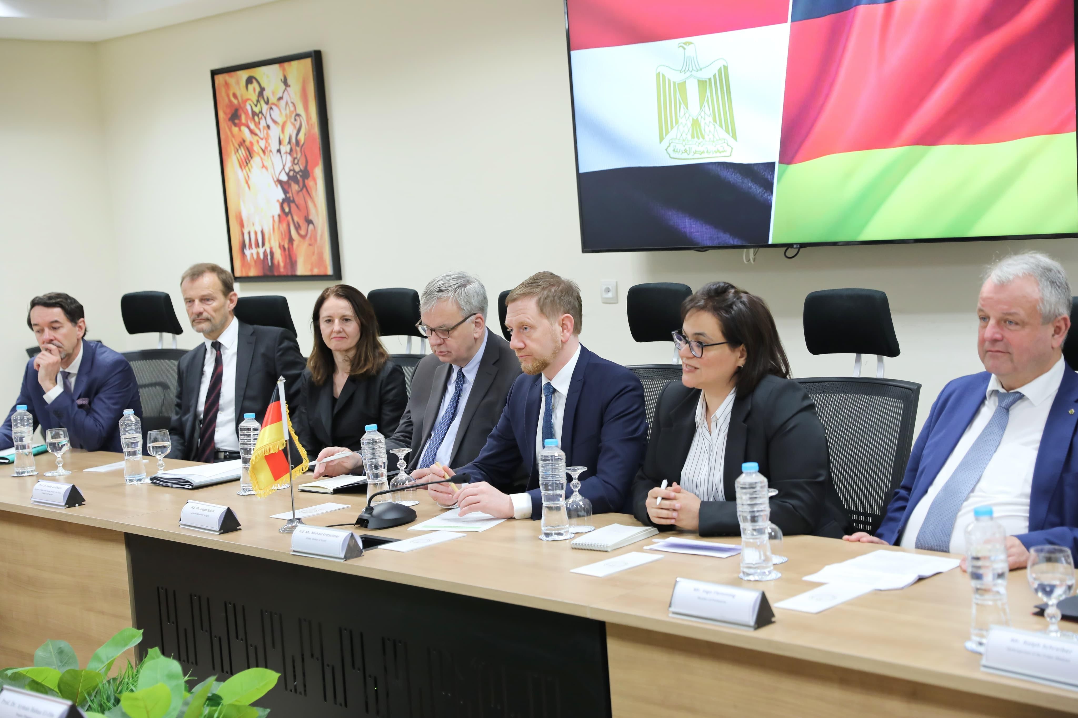 وزير التعليم يبحث مع رئيس وزراء ساكسونيا التعاون فى دعم المدارس التكنولوجية.. فيديو