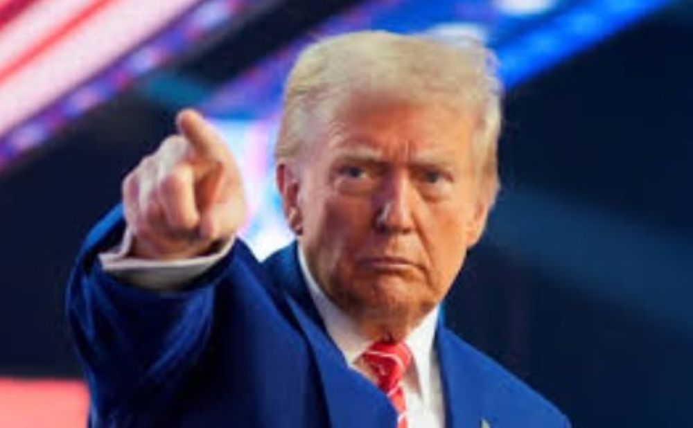 باستثناء الصين.. ترامب يعلق فرض الرسوم الجمركية لمدة 90 يومًا