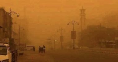 غلق حركة الملاحة النهرية فى أسوان بسبب عاصفة ترابية.. فيديو وصور