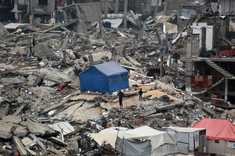 استشهاد 22 فلسطينيًا في قصف الاحتلال الإسرائيلي شرق مدينة غزة