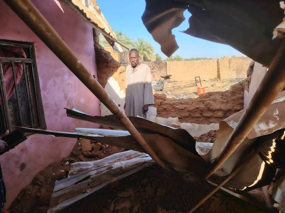 مسيرة انتحارية تتسبب في وفاة أسرة كاملة بالدبة