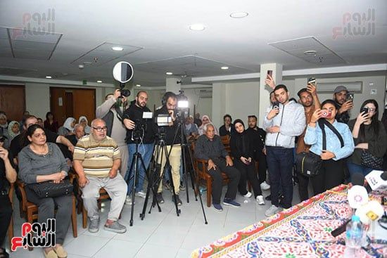 أشرف زكى: نبذل جهدا كبيرا لراحة الزملاء بدار إقامة الفنانين