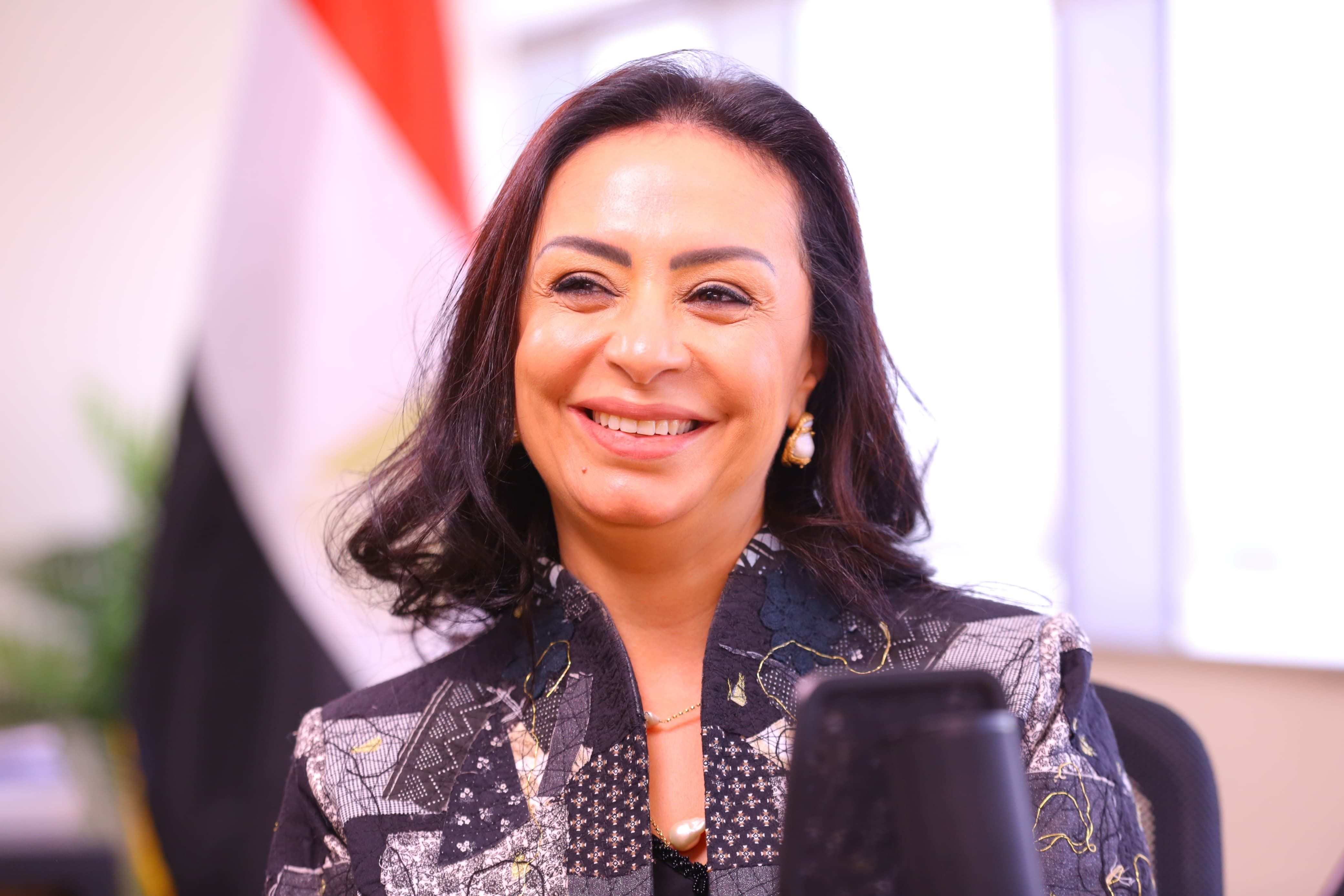 جوانب خاصة من حياة وزيرة التضامن الاجتماعى فى بودكاست من العاصمة الإدارية