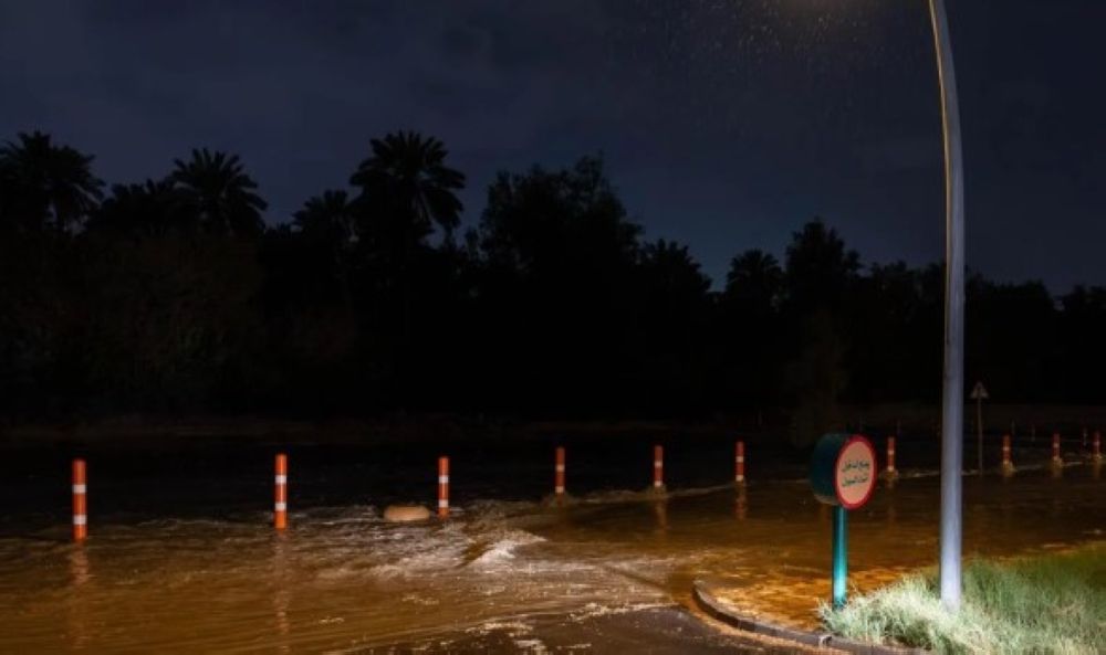 حتى 3 صباحًا.. أتربة مثارة وأمطار خفيفة على أجزاء من الرياض