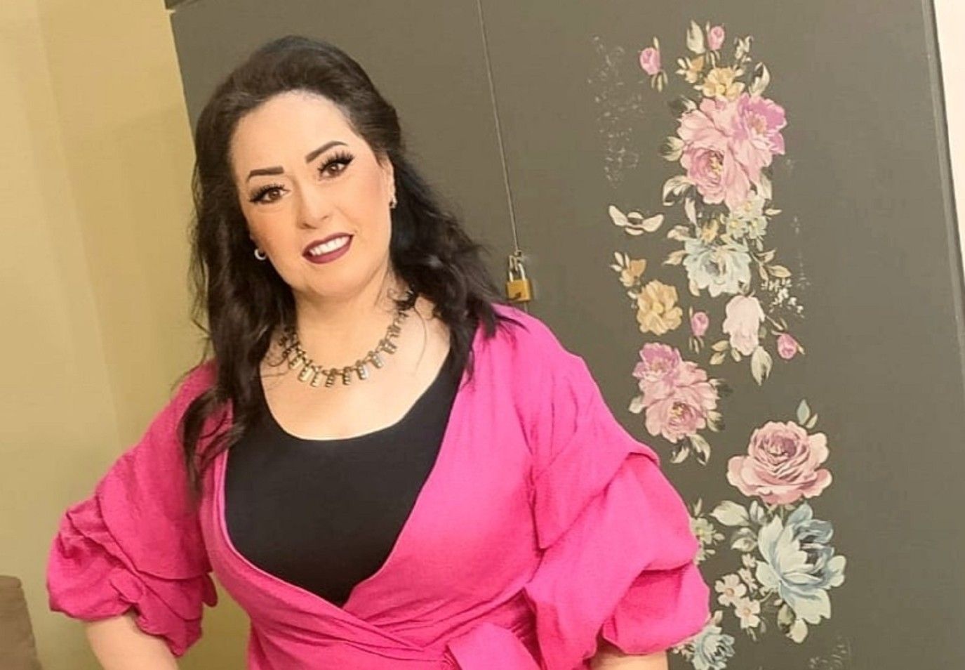 هند عاكف ترد على اتهامها بحضور المهرجانات والحفلات بلا دعوة