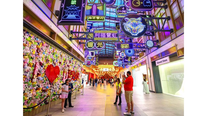 الامارات | 3 أجيال وقلب في حب دبي