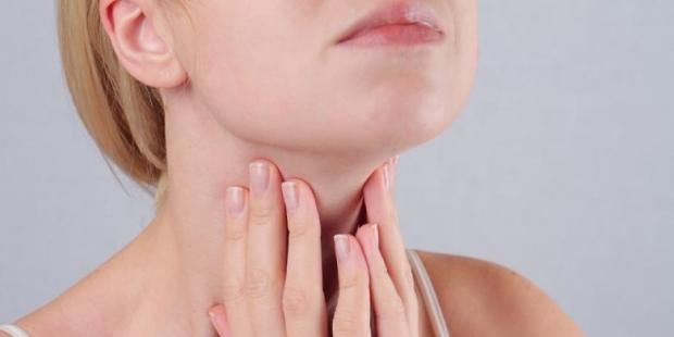 احذر بحة الصوت المستمرة.. متى تكون إشارة لمرض خطير؟