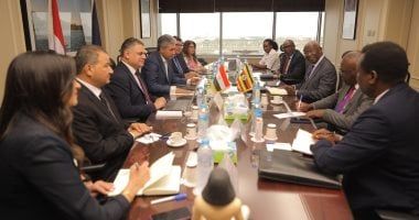 وزير السياحة ونظيره الأوغندي يبحثان إمكانية تنفيذ برامج سياحية مشتركة