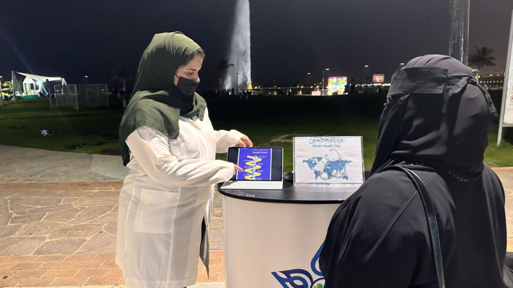 بمشاركة واسعة.. مستشفى الملك فهد يقود حملات توعوية في أرجاء جدة