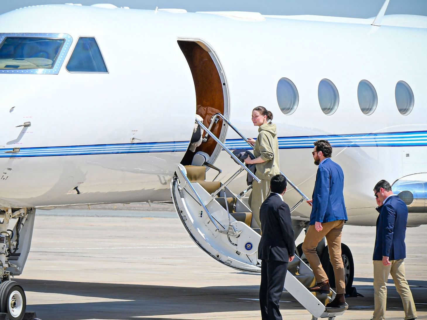 الامارات | الإمارات تستضيف عملية تبادل سجناء بين أميركا وروسيا