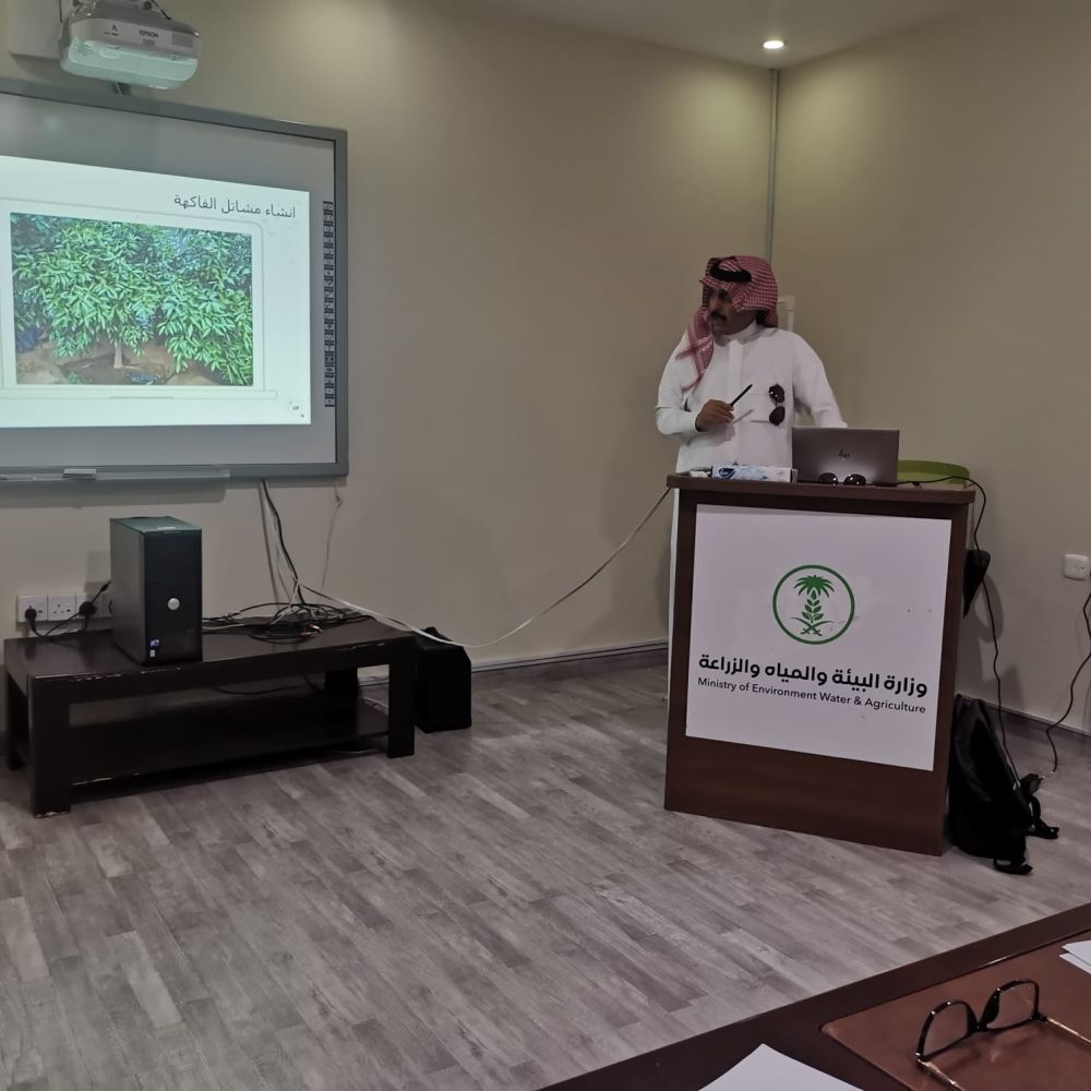 "البيئة والزراعة" تستهدف رفع كفاءة مزارعي ومشاتل الفاكهة بالطائف