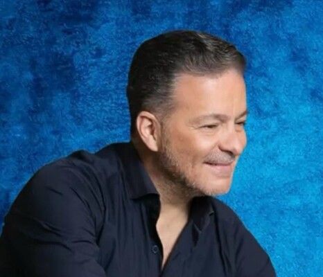 نقولا الأسطا يحيي رسيتال "بعرف صليبك" في خميس الأسرار على درج الأسطا في زحلة