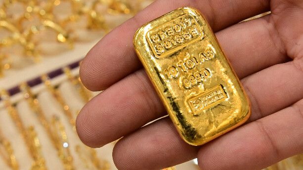 سعر الذهب يبلغ مستويات قياسية مع تجاوزه 3171 دولارا للأونصة اثر تراجع الدولار