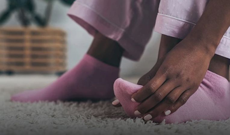 انتبه ليديك وقدميك...5 أعراض للسكتة الدماغية تظهر صباحًا