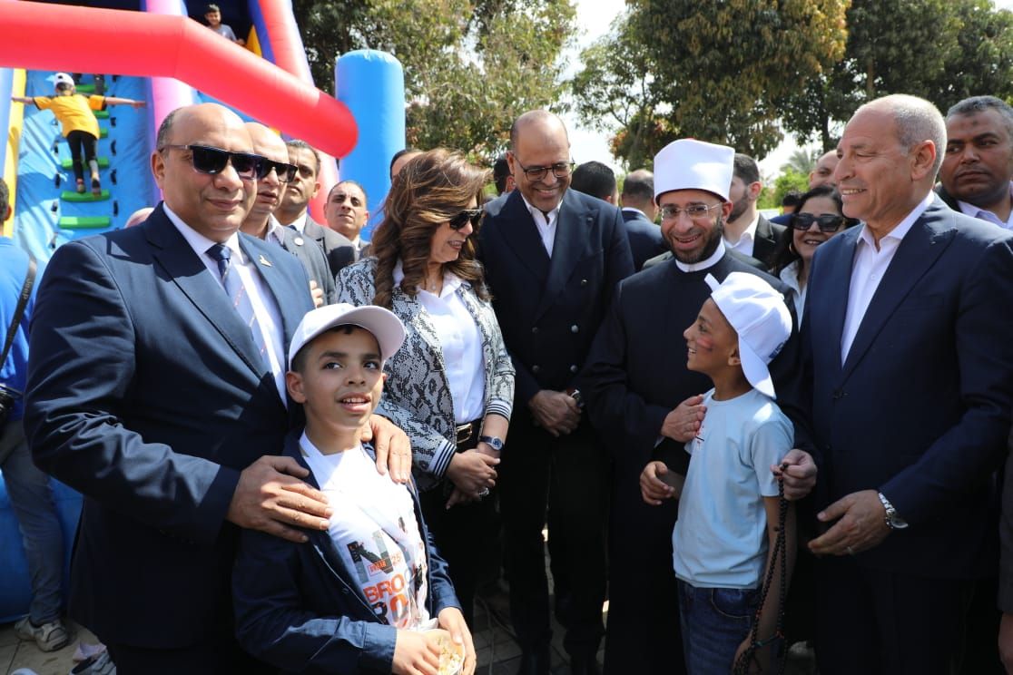 وزراء التنمية المحلية والشباب والأوقاف والعمل ومحافظ القاهرة يشاركون باحتفالية الأيتام