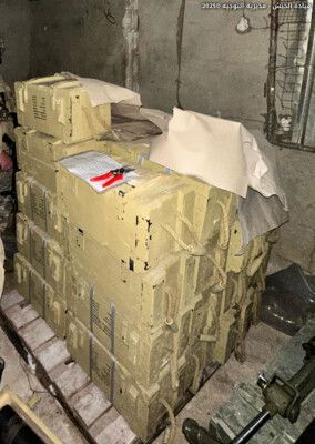 الجيش: دهم منازل مطلوبين في القصر وجدرا وحورتعلا وتوقيف 3 أشخاص وضبط أسلحة ومخدرات