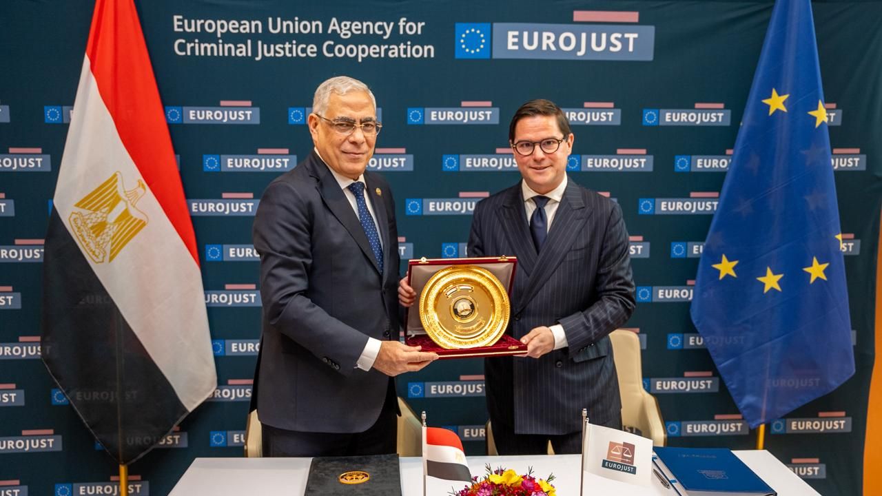 توقيع مذكرة ترتيبات العمل بين النيابة ووكالة الاتحاد الأوروبي فى العدالة الجنائية