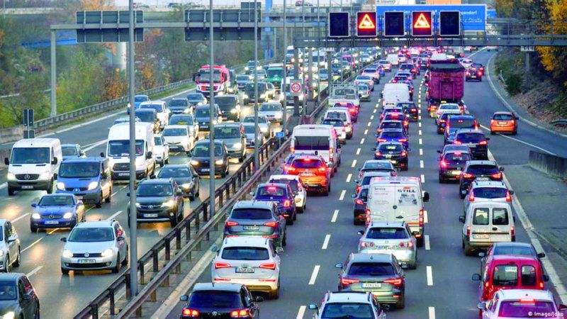 الامارات | السيارات لاتزال وسيلة النقل المُفضّلة للألمان