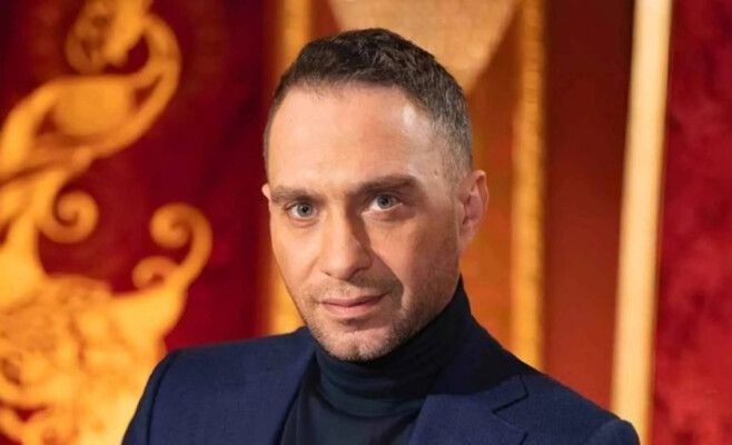 خطيبة حسام حبيب عارضة أزياء جميلة.. وهذا فارق السن بينهما