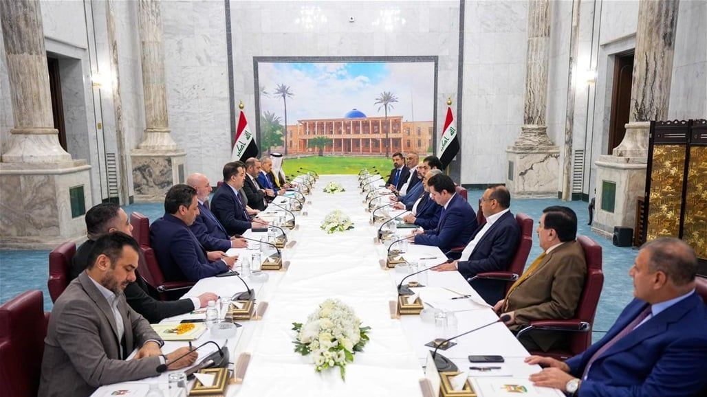 تضارب سياسي "مهم وغامض" في العراق بشأن الانتخابات واجتماع إدارة الدولة