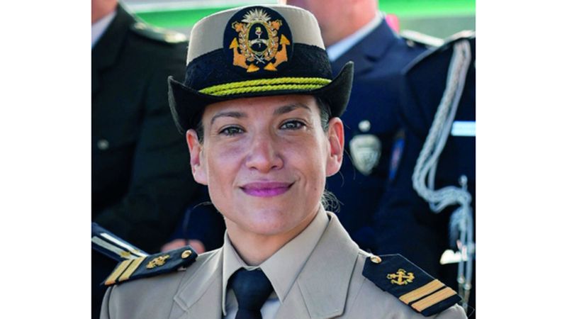 الامارات | لورا سانشيز: شرطة دبي متميزة في استخدام التقنيات الذكية