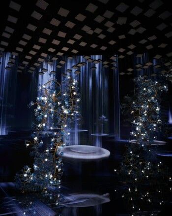 حفل زفاف آل سعود: فستان العروس من Versace والديكورات خيالية (صور)