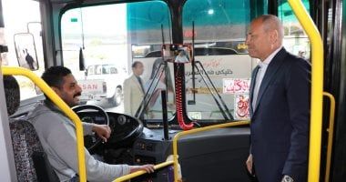 محافظ القاهرة يتفقد المواقف لمتابعة الالتزام بالتعريفة الجديدة