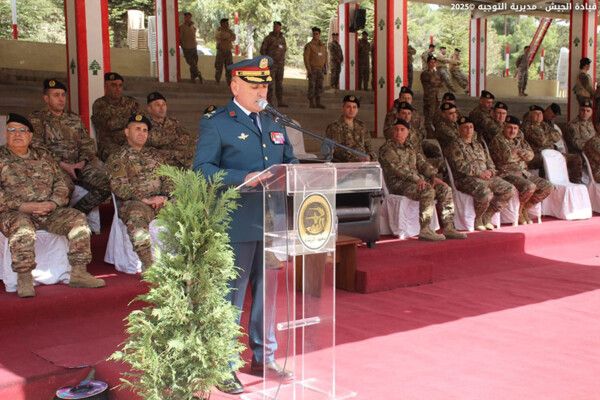 زغيب بحفل تقديم جنود متمرنين ومجندين إلى العلم: نهوض وطننا لن يكون إلا بتضافر جهود أبنائه